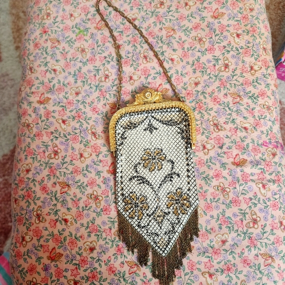 mandalian Handbags - Antique Mandalian 1920s Mesh Art Deco Bag